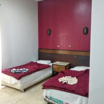 one season hostel
