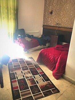 one season hostel
