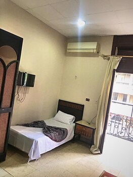 one season hostel