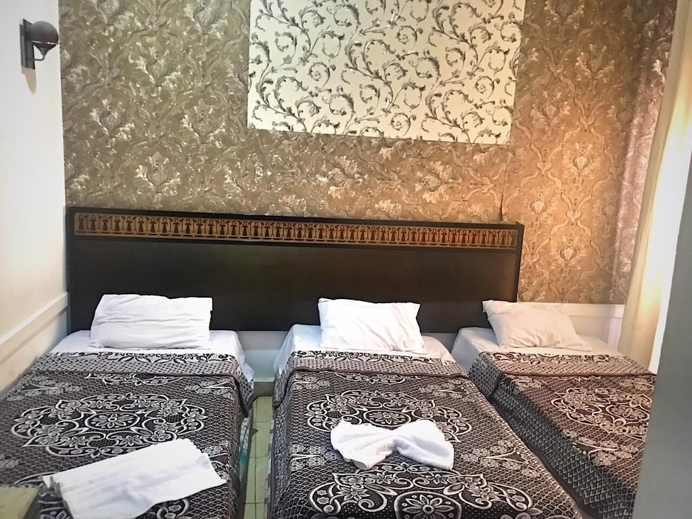one season hostel