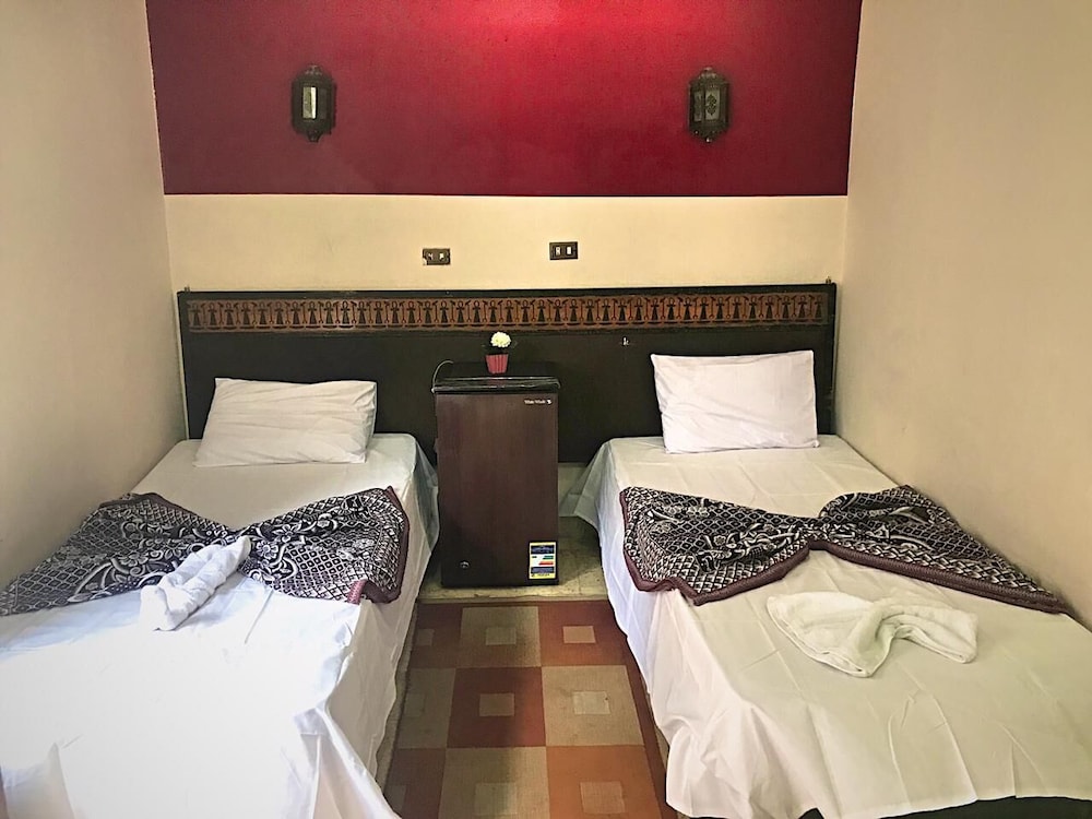 one season hostel