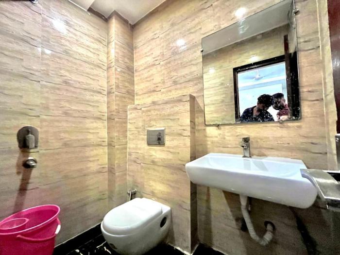 hotel delhi empire dx