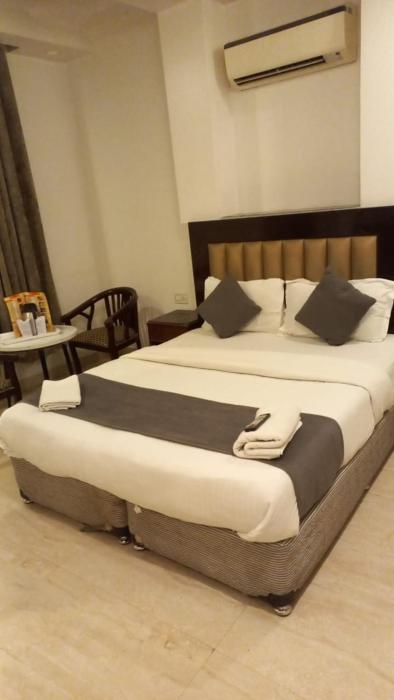 hotel delhi empire dx