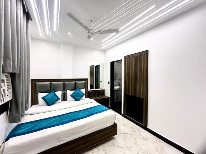 hotel delhi empire dx