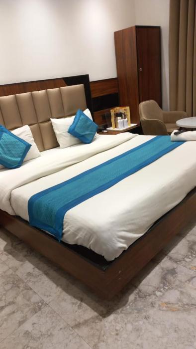 hotel delhi empire dx