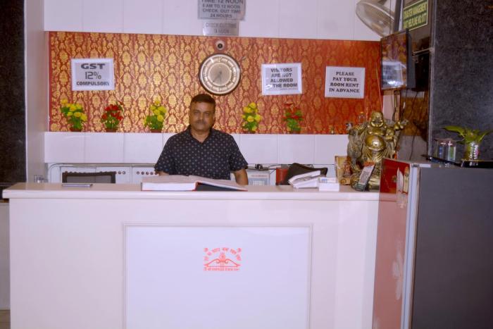 hotel delhi empire dx