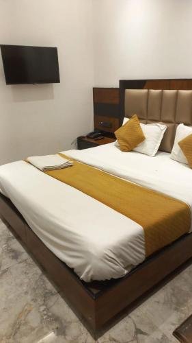 hotel delhi empire dx