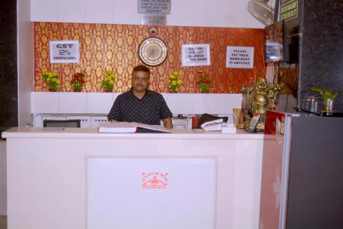 hotel delhi empire dx