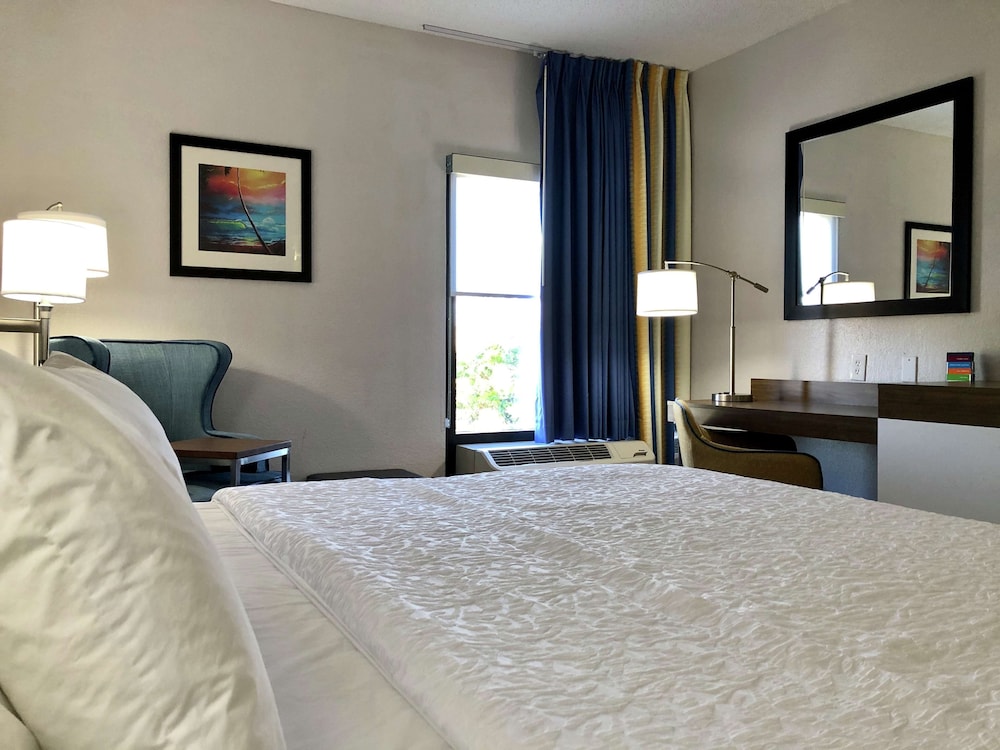 hampton inn spring hill