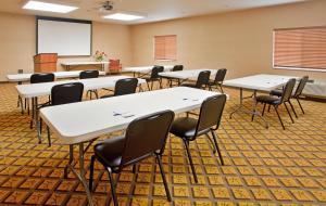 candlewood suites springfield by ihg