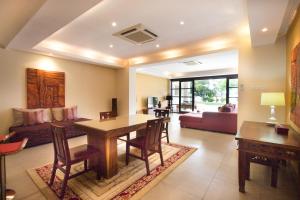 Peninsula Bay Resort,Benoa>>Bali,4 star