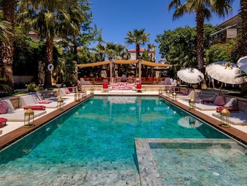 La Capria Suite Hotel Alaçati - Adults Only,Near Albany Golf Club,4 star