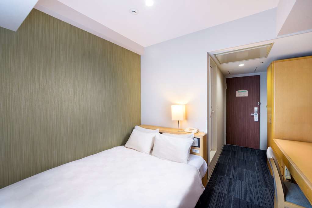 surestay plus hotel by best western shin osaka