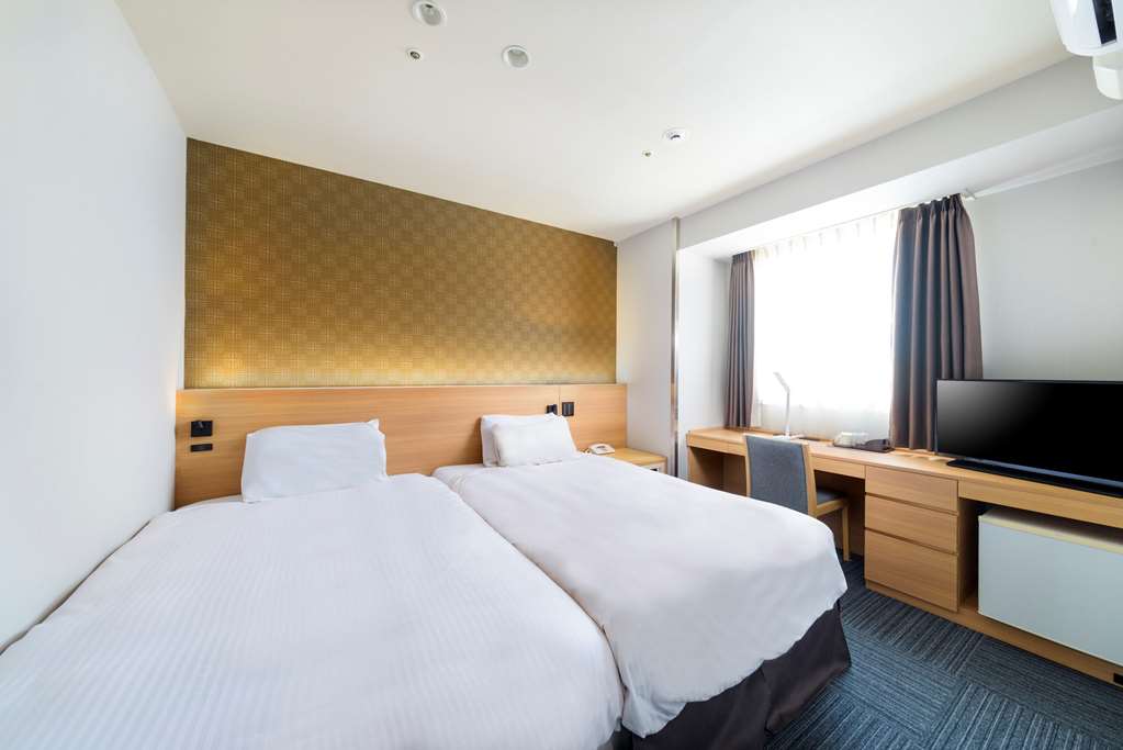 surestay plus hotel by best western shin osaka