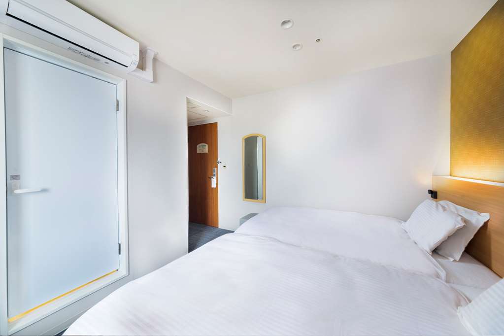 surestay plus hotel by best western shin osaka