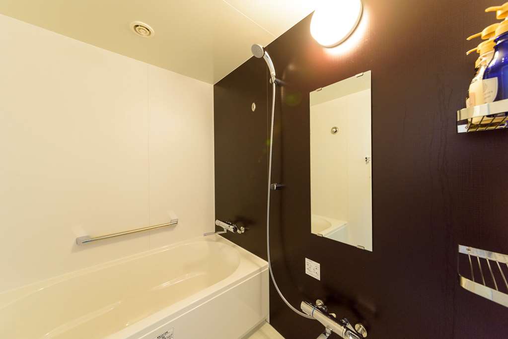 surestay plus hotel by best western shin osaka