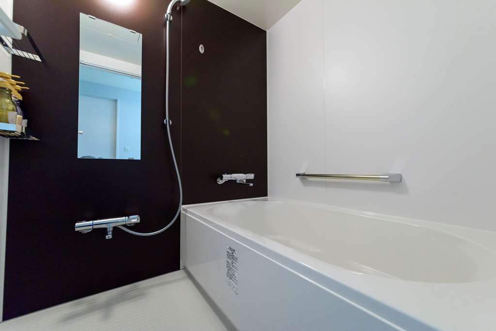 surestay plus hotel by best western shin osaka