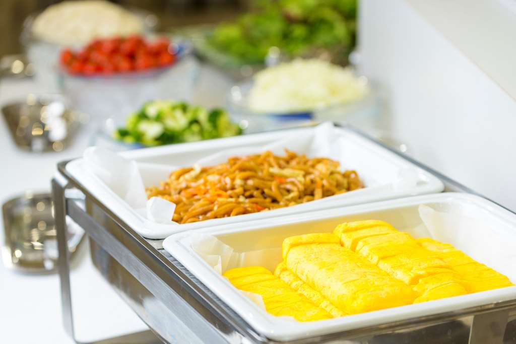 surestay plus hotel by best western shin osaka