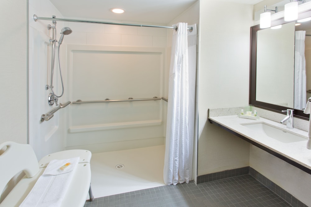 holiday inn hotel and suites red deer south by ihg