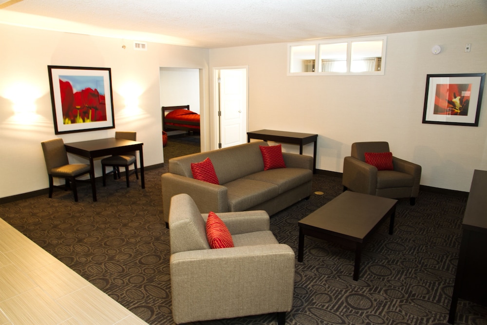 holiday inn hotel and suites red deer south by ihg