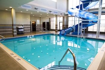 Holiday Inn Hotel & Suites Red Deer South By Ihg,Innisfail>>Canmore,3 star