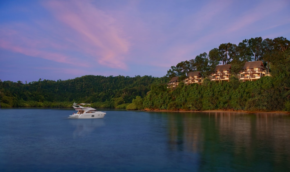 gaya island