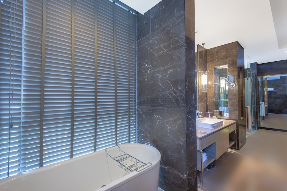 holiday inn shanghai songjiang by ihg