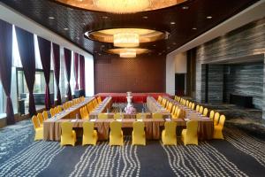 holiday inn shanghai songjiang by ihg