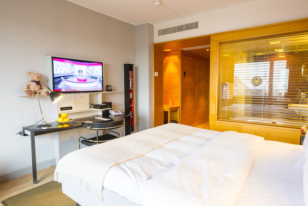 Hotel Rival,Sodermalm>>Kista,4 star