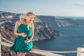 on the rocks santorini adults only