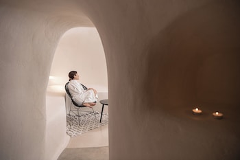 on the rocks santorini adults only