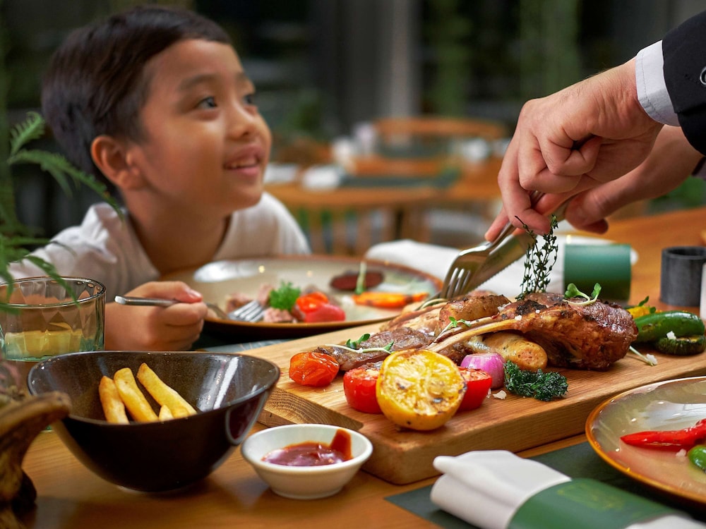 grand mercure danang