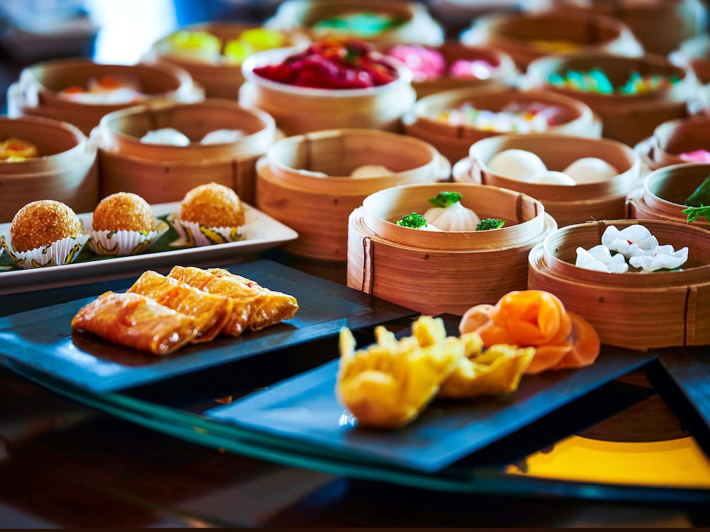 grand mercure danang