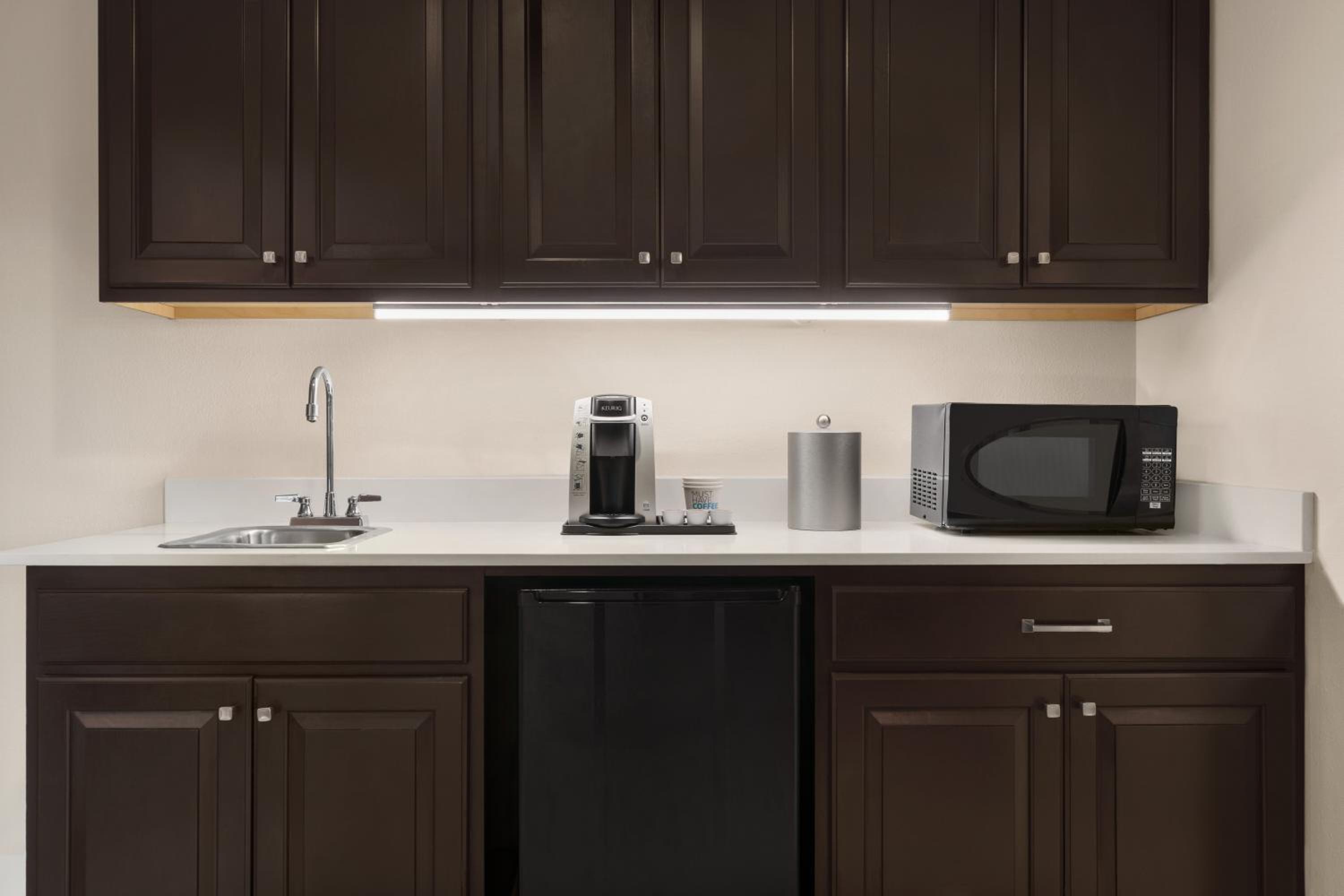 holiday inn express and suites mt pleasant by ihg