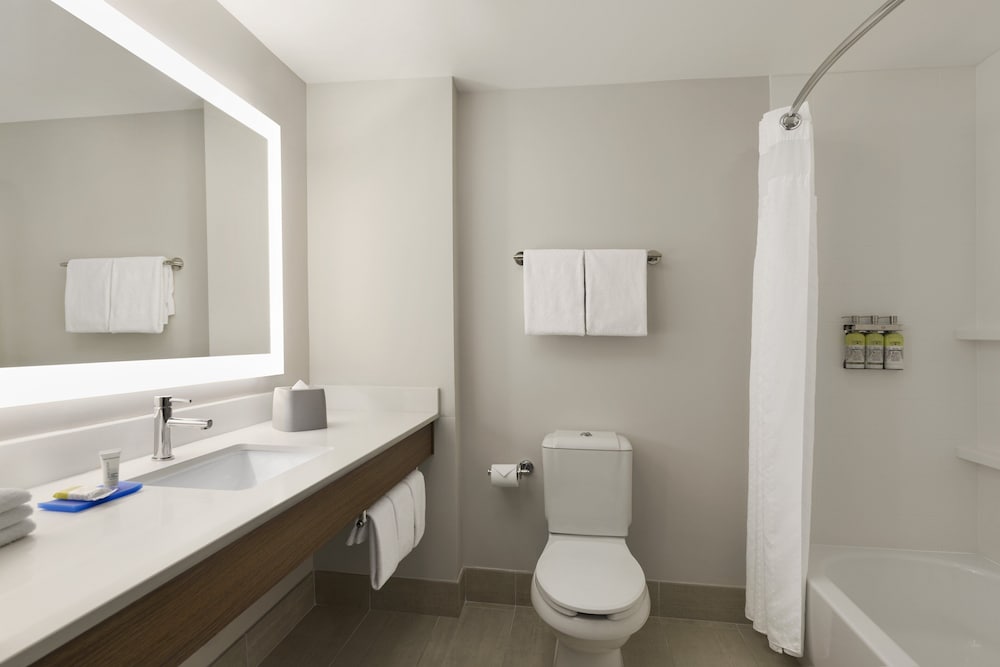 holiday inn express and suites mt pleasant by ihg