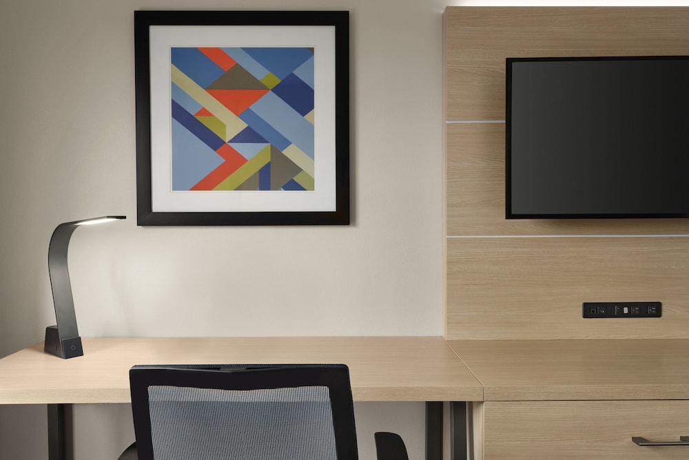 holiday inn express and suites mt pleasant by ihg