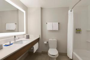 holiday inn express and suites mt pleasant by ihg