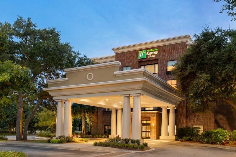 Holiday Inn Express & Suites Mt. Pleasant, An Ihg Hotel