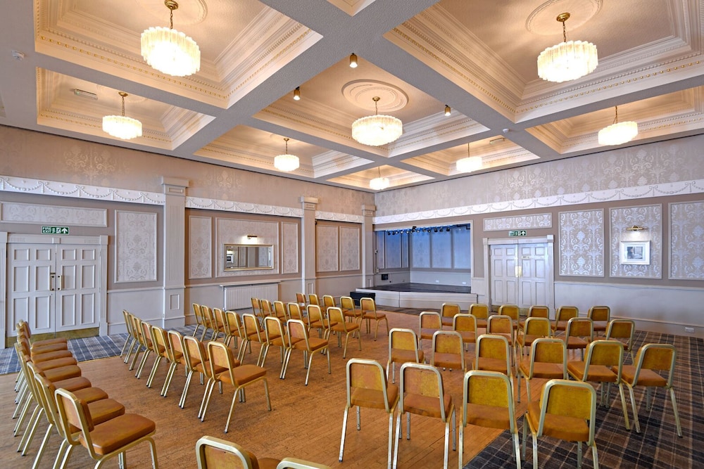 corner house hotel