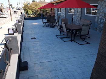 surf city inn and suites