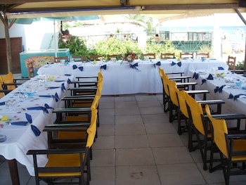 likourgos beach apartments