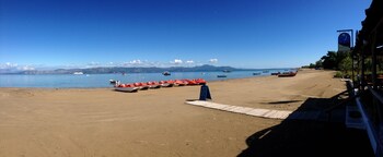 likourgos beach apartments