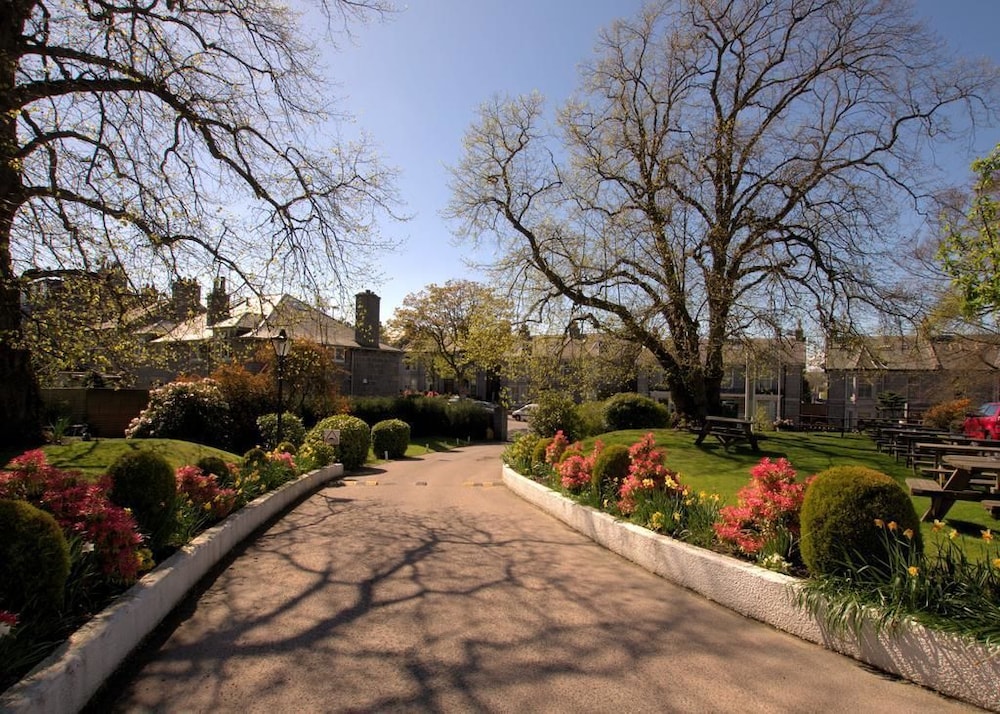 the ferryhill house hotel