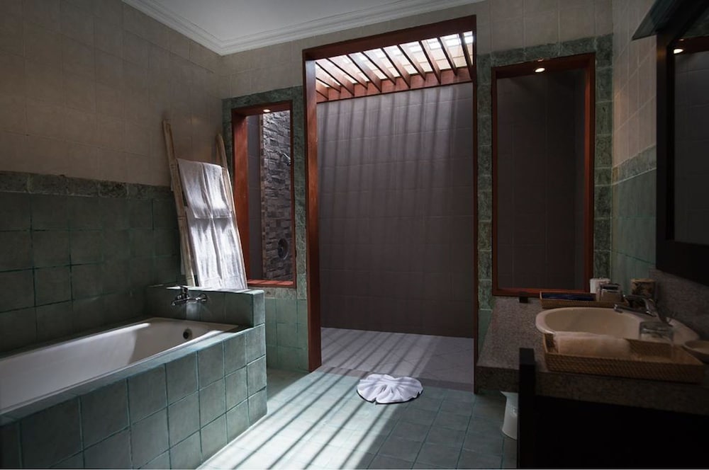 the tukad villa