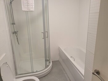 cuttle bridge inn hotel