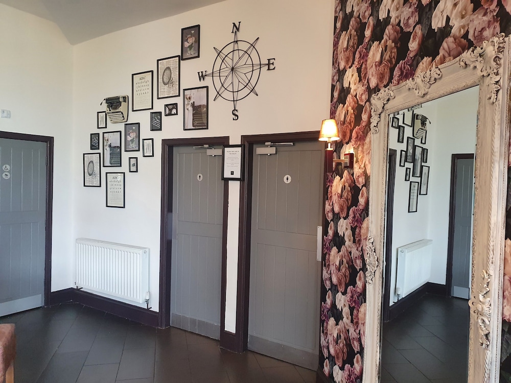 cuttle bridge inn hotel