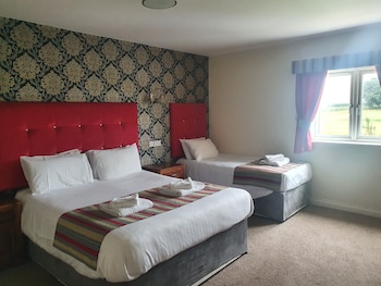 cuttle bridge inn hotel