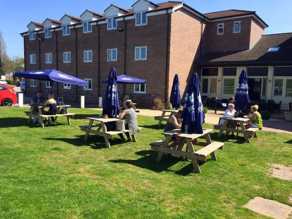 cuttle bridge inn hotel