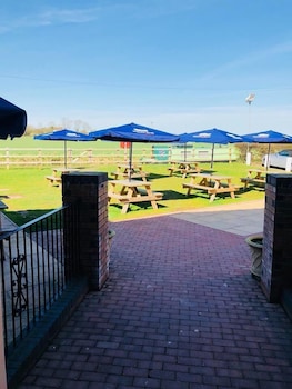 cuttle bridge inn hotel