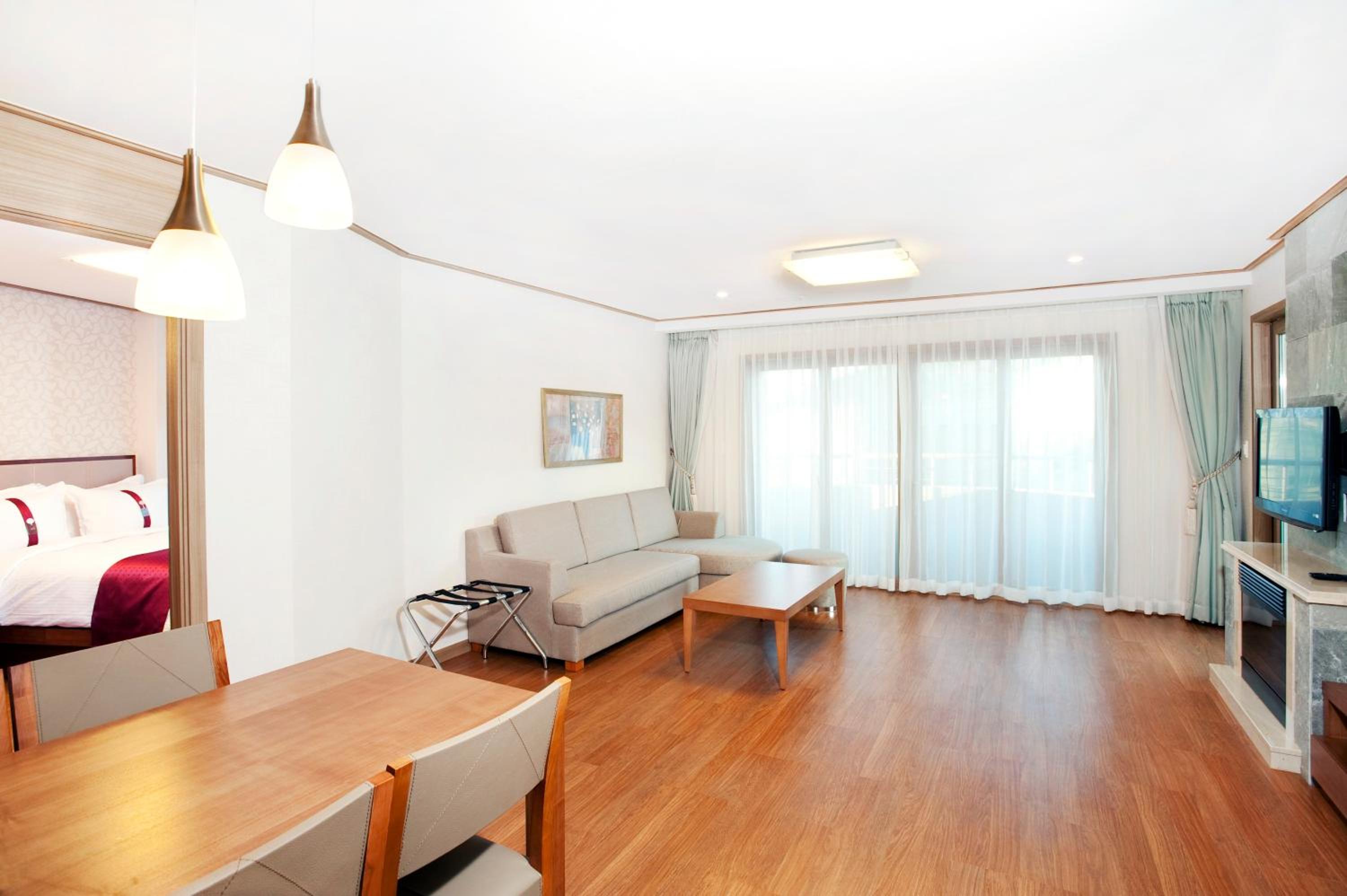 holiday inn alpensia pyeongchang suites by ihg